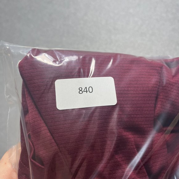 Under Armour Shirt Mens 2XL Red Polo Loose Heatgear Golf Stretch Performance - Picture 9 of 9